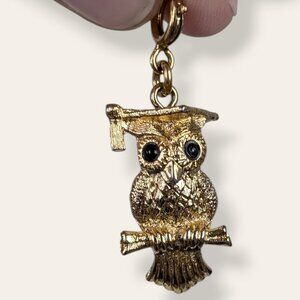 V. Gold Tone Owl Charm